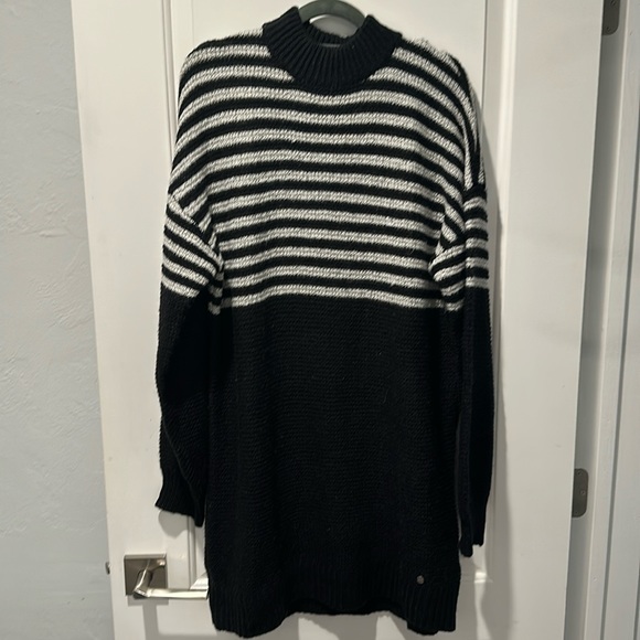 Volcom Sweater Dress - Picture 1 of 5